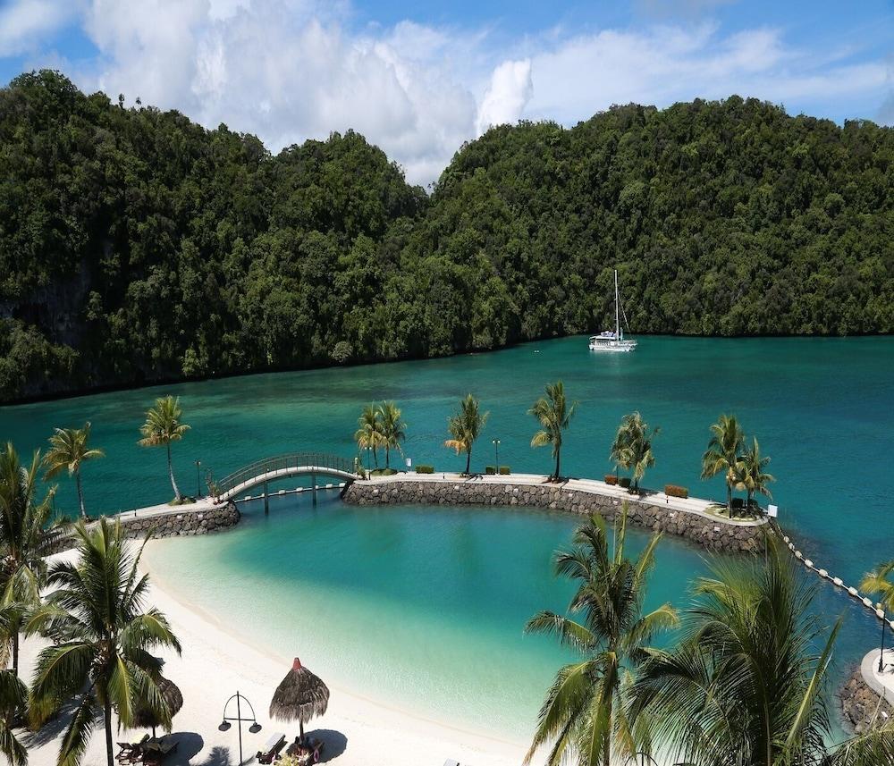 Palau Royal Resort Koror Bagian luar foto