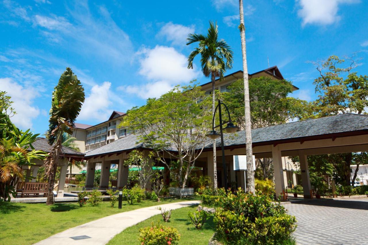 Palau Royal Resort Koror Bagian luar foto