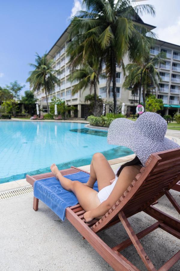 Palau Royal Resort Koror Bagian luar foto