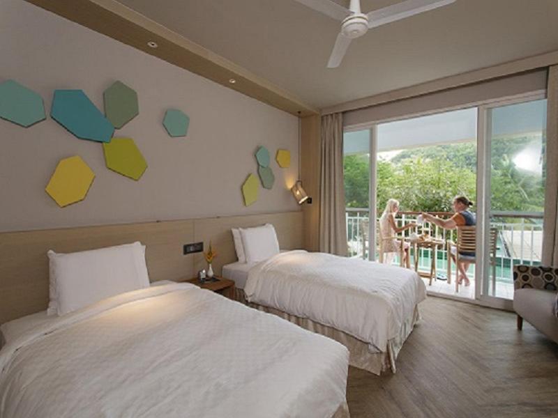 Palau Royal Resort Koror Bagian luar foto