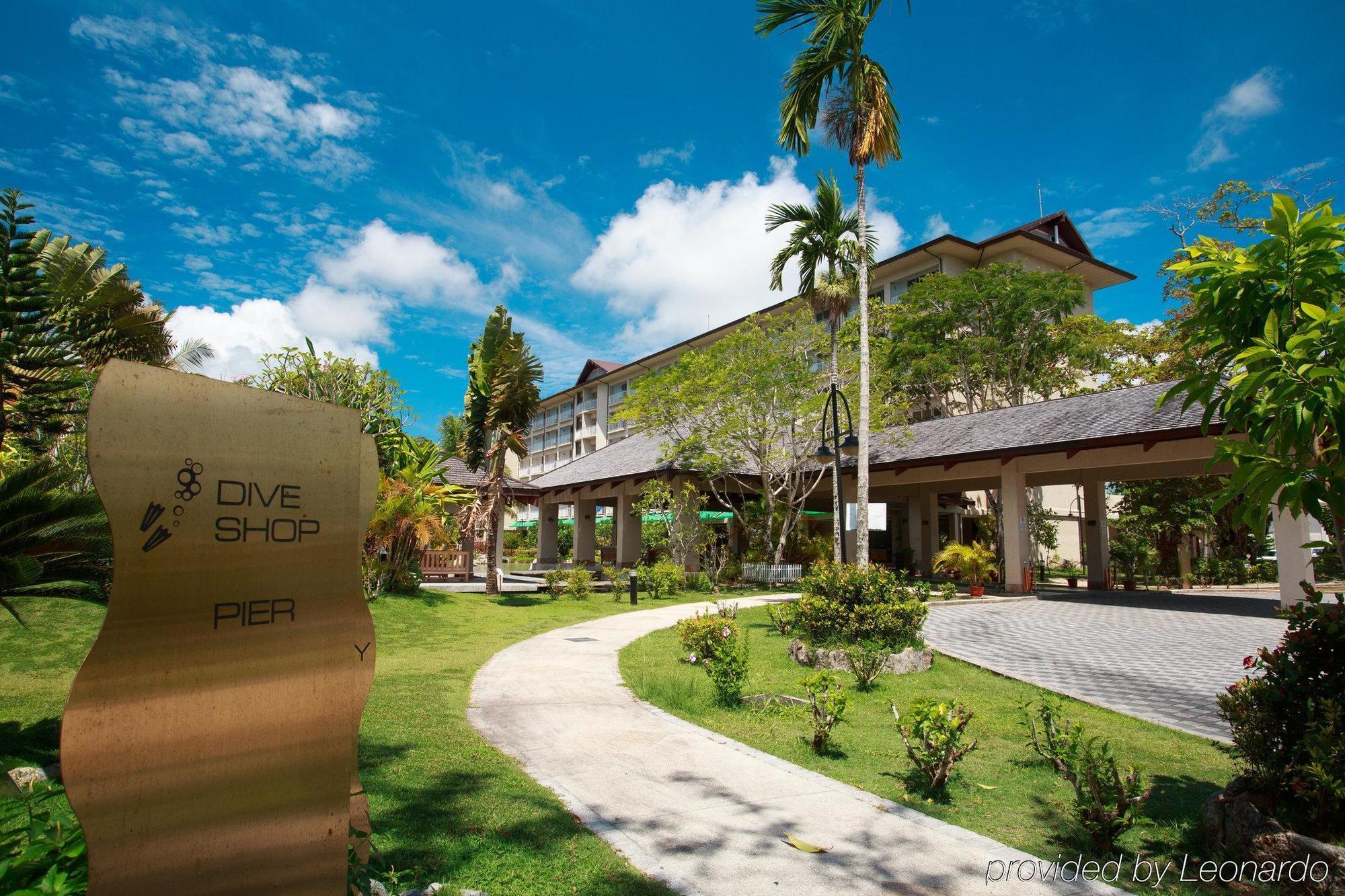 Palau Royal Resort Koror Bagian luar foto