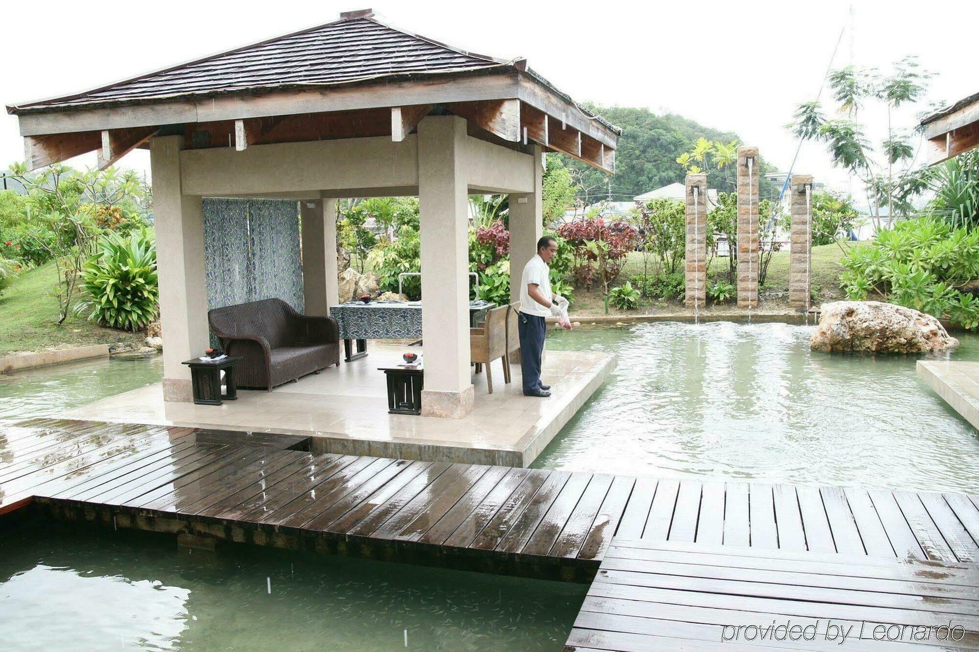 Palau Royal Resort Koror Bagian luar foto