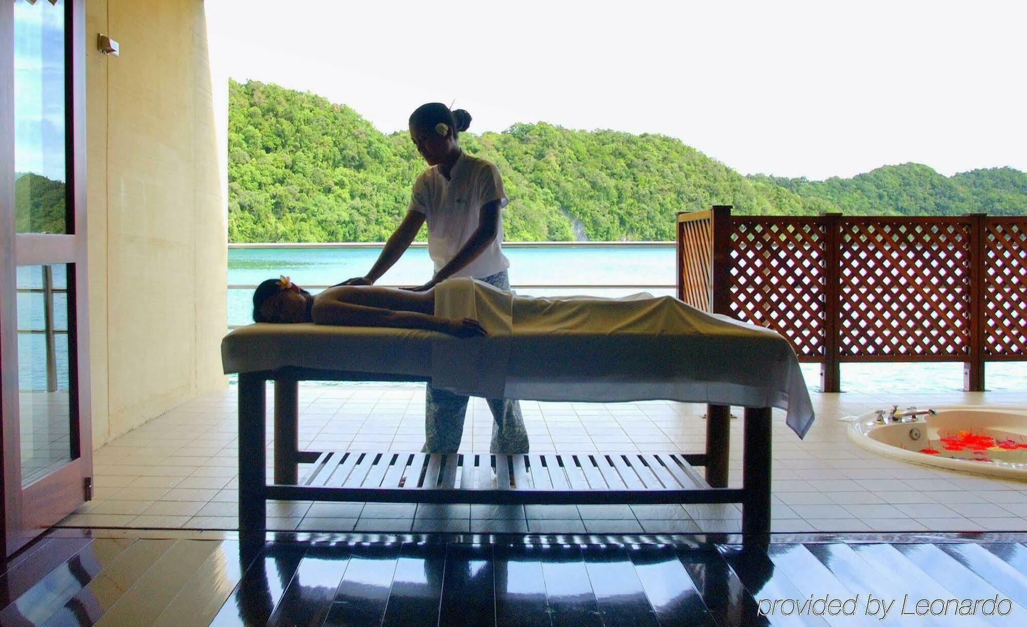 Palau Royal Resort Koror Bagian luar foto